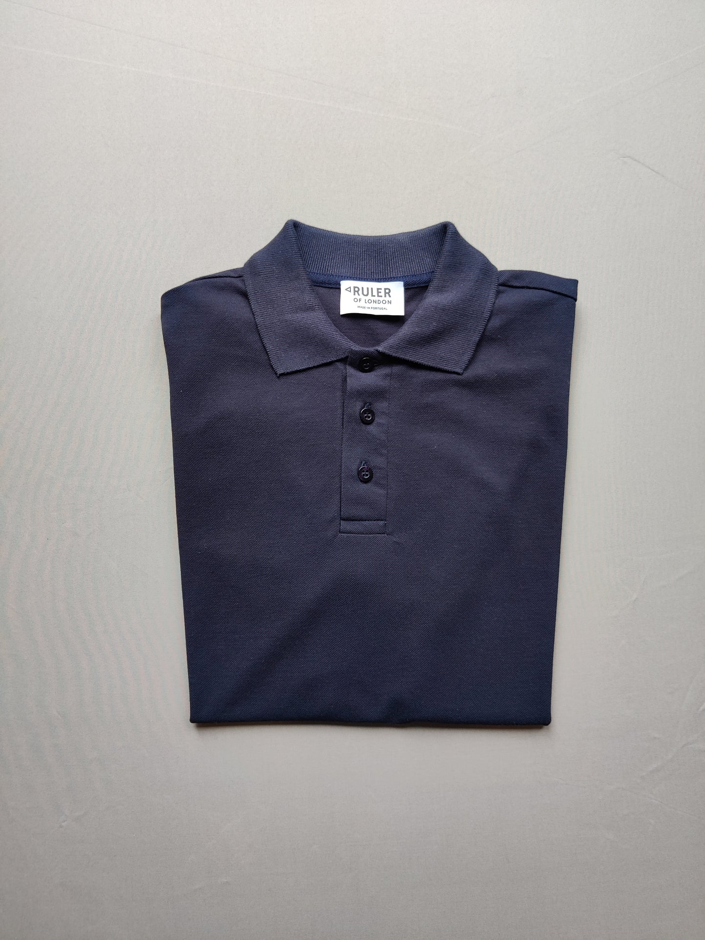 Das leichte Poloshirt