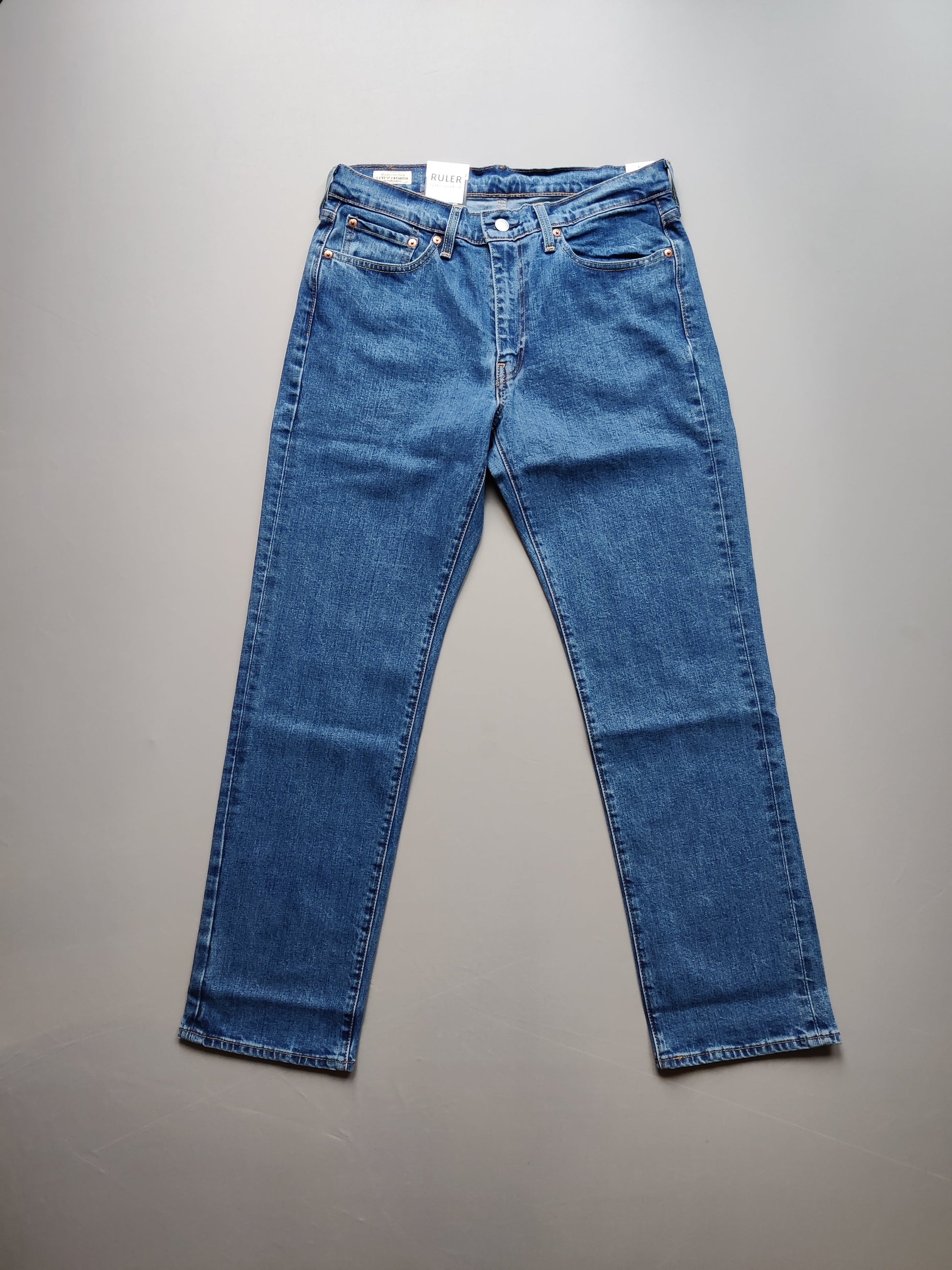 Levi's 514 Jeans (in Shorter Leg – Ruler of London